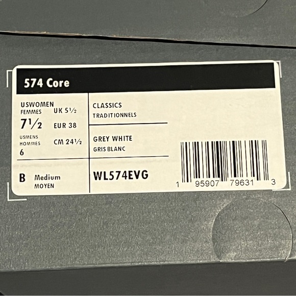 New Balance Women’s Sneakers 574 Gray Size 7.5 US - Picture 11 of 11